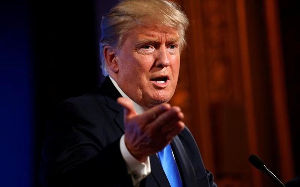Presidente dos Estados Unidos, Donald Trump, durante coletiva de imprensa em Paris 13/07/2017 REUTERS/Kevin Lamarque