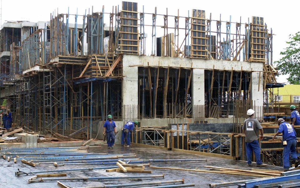 Trabalhadores da construção civil