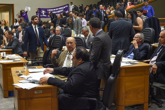 Movimentação de plenario.