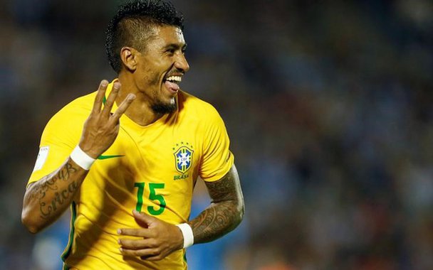 Jogador Paulinho, durante partida do Brasil contra Uruguai, em Montevidéu 23/03/2017 REUTERS/Andres Stapff