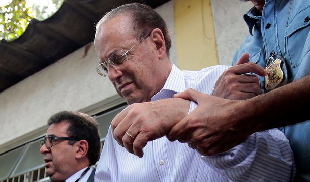 Member of Brazil's Lower House of Congress Paulo Maluf (2nd R) is escorted by Federal Police as he leaves the Medical Legal Institute in Sao Paulo, Brazil December 20, 2017. REUTERS/Leonardo Benassatto