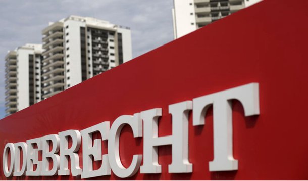 A sign of the Odebrecht SA construction conglomerate is pictured in Rio de Janeiro, Brazil, February 26, 2016. REUTERS/Ricardo Moraes