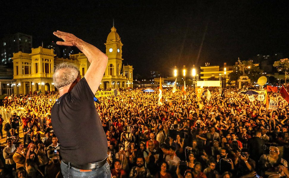 30/10/2017- Ato de encerramento da Caravana Lula por Minas Gerais na Praça da Estação, no Centro de Belo Horizonte. Foto: Ricardo Stuckert