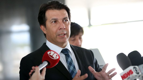 Brasília - Após reunião com o ministro da casa Civil Eliseu Padilha, o relator da reforma da Previdência na Câmara dos Deputados, Arthur Maia , fala com a Imprensa (Antônio Cruz/ Agência Brasil)