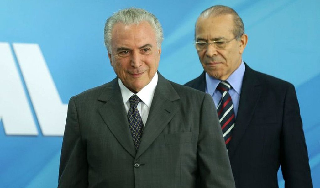 Bras�lia - Presidente Michel Temer e o ministro da Casa Civil, Eliseu Padilha, no lan�amento do programa Refrota 17, no Pal�cio do Planalto (Valter Campanato/Ag�ncia Brasil)