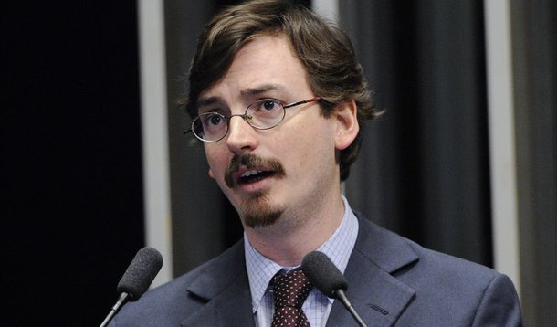 Fernando Monteiro Rugitsky. 