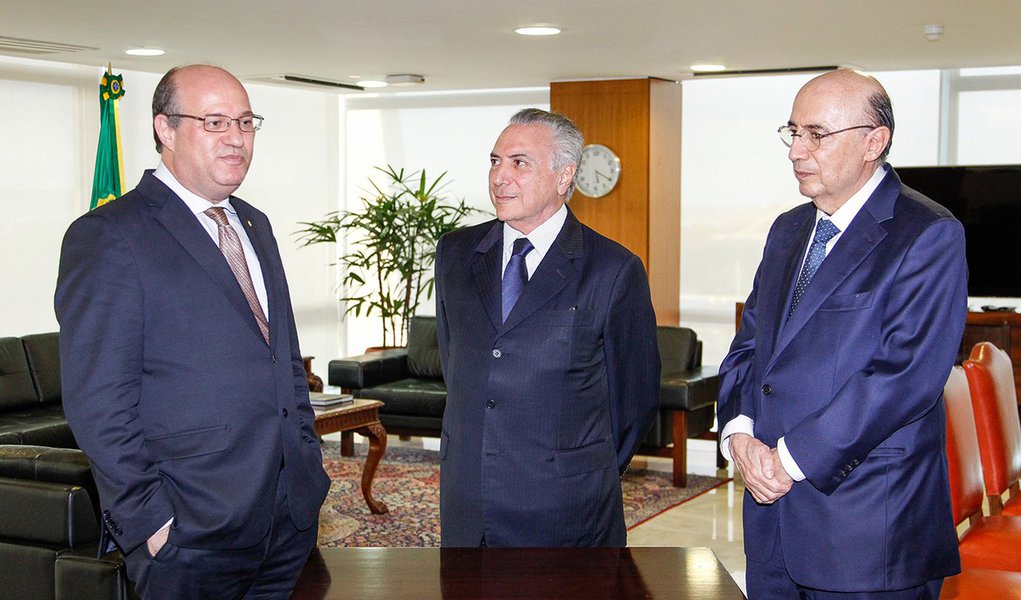 Brasília - DF, 09/06/2016. Presidente Interino Michel Temer durante posse do Presidente do Banco Central, Ilan Goldfajn. Foto: Beto Barata/PR