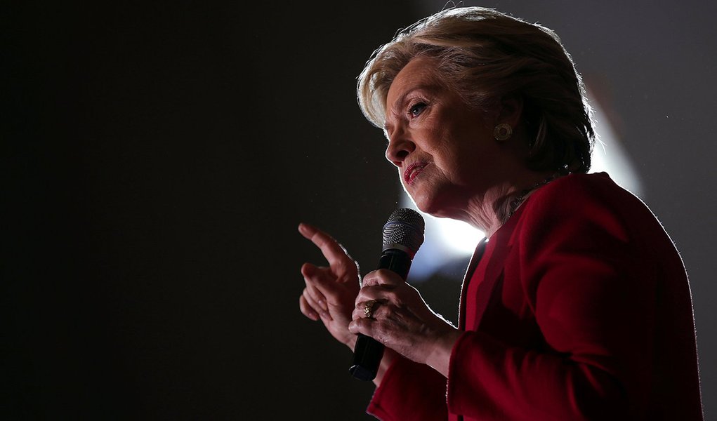 U.S. Democratic presidential candidate Hillary Clinton speaks during a rally in South Broward Area at Broward College-North Campus in Coconut Creek, Florida, U.S., October 25, 2016. REUTERS/Carlos Barria