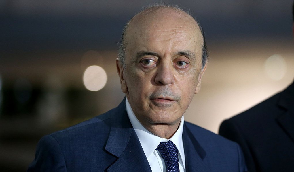 Brasília - Entrevista do ministro de estado das Relações Exteriores, José Serra (Wilson Dias/Agência Brasil)