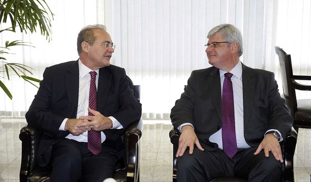 Presidente do Senado, Renan Calheiros (PMDB-AL) recebe o procurador-geral da República, Rodrigo Janot Monteiro de Barros Foto: Marcos Oliveira/Agência Senado