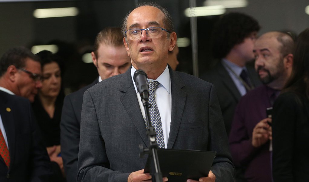 Brasília - O presidente do Tribunal Superior Eleitoral (TSE), ministro Gilmar Mendes, na cerimônia de Assinatura Digital e Lacração dos Sistemas que serão utilizados nas eleições de outubro (Wilson Dias/Agência Brasil)