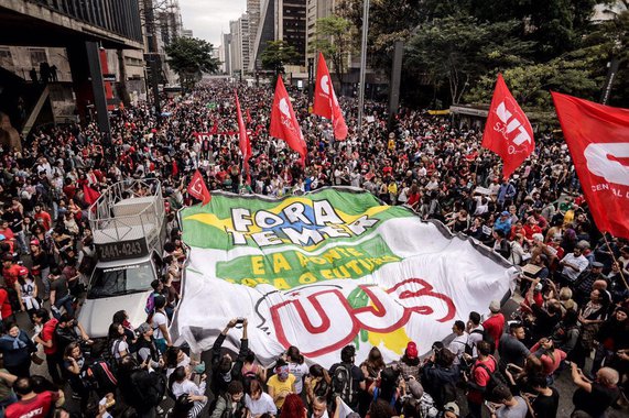 Protesto Fora temer - artigo Walter Sorrentino