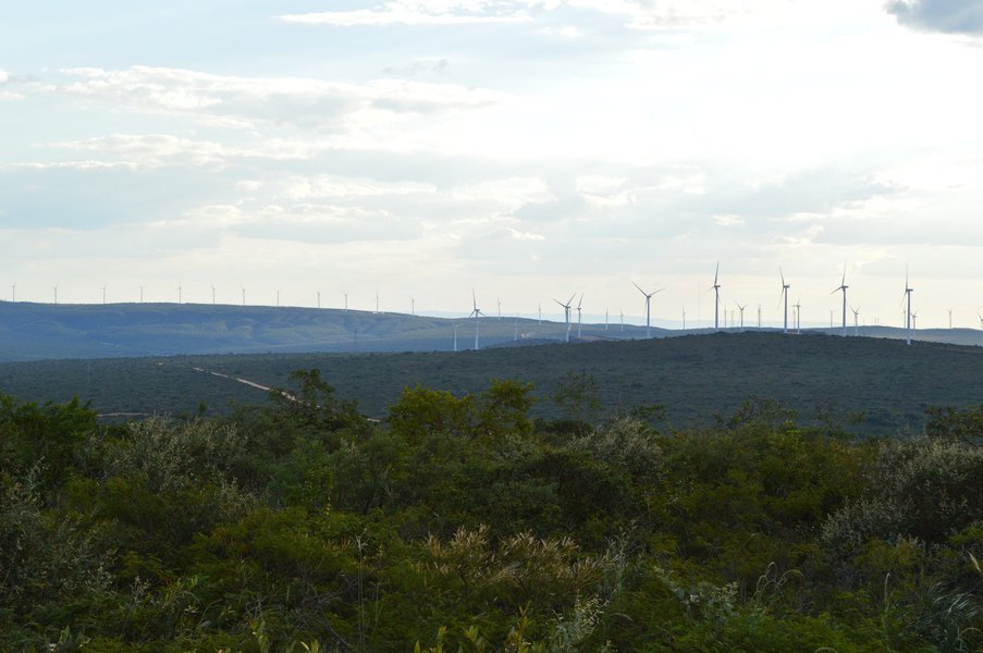 Parque eólico Alto Sertão II, na Bahia