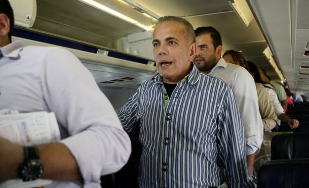 Líder de oposição venezuelano, Manuel Rosales