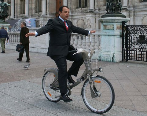 Sergio Cabral bicicleta Paris