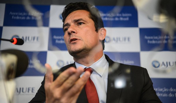 Brasília- DF- Brasil- 07/04/2015- O juiz federal Sérgio Moro participa de apresentação de um conjunto de medidas contra a impunidade e pela efetividade da Justiça, na sede Associação dos Juízes Federais do Brasil (Fabio Rodrigues Pozzebom/Agência Brasil)