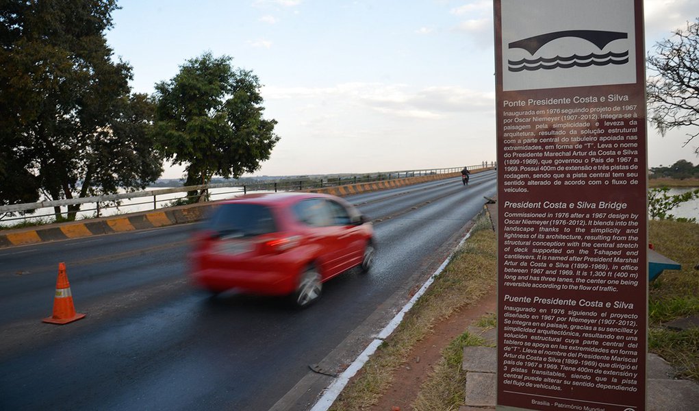 Ponte Costa e Silva, em Brasília, troca o nome para Honestino Guimarães (Wilson Dias/Agência Brasil)