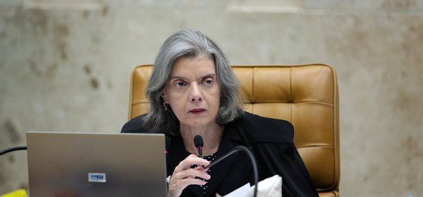 Cármen Lúcia