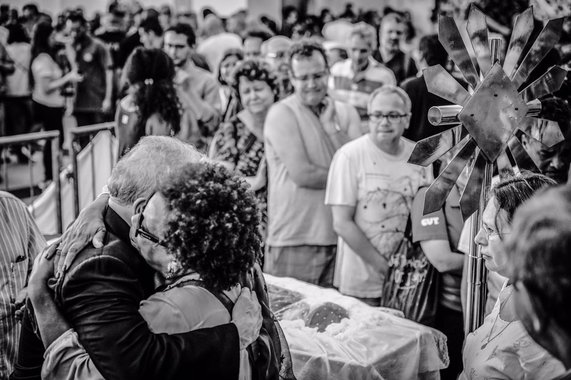 Lula no velório de Marisa Letícia