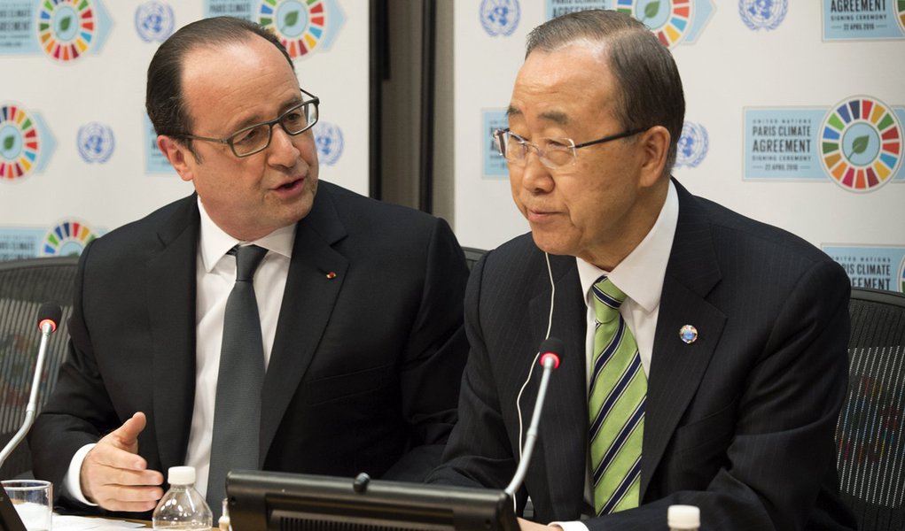 Secretary-General Ban Ki-moon in a Joint Press Conference with H.E. Mr. Fran�ois Hollande, President of the Republic of France.