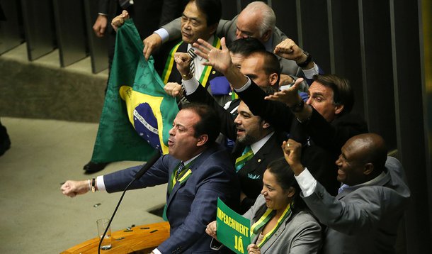 Brasília - Deputado André Moura fala durante a sessão para votação da autorização ou não da abertura do processo de impeachment da presidenta Dilma Rousseff, no plenário da Câmara (Marcelo Camargo/Agência Brasil)