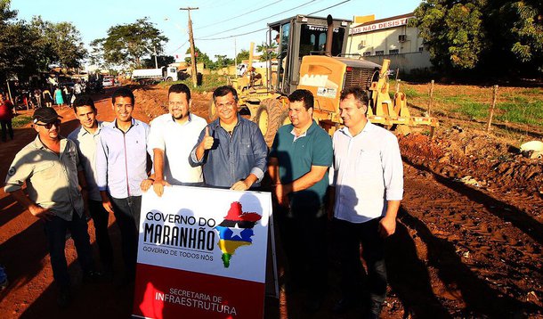 Governador Flávio Dino e secretário na entrega de obras e anúncios de investimentos para a cidade de Imperatriz. Foto: Gilson Teixeira/Secap