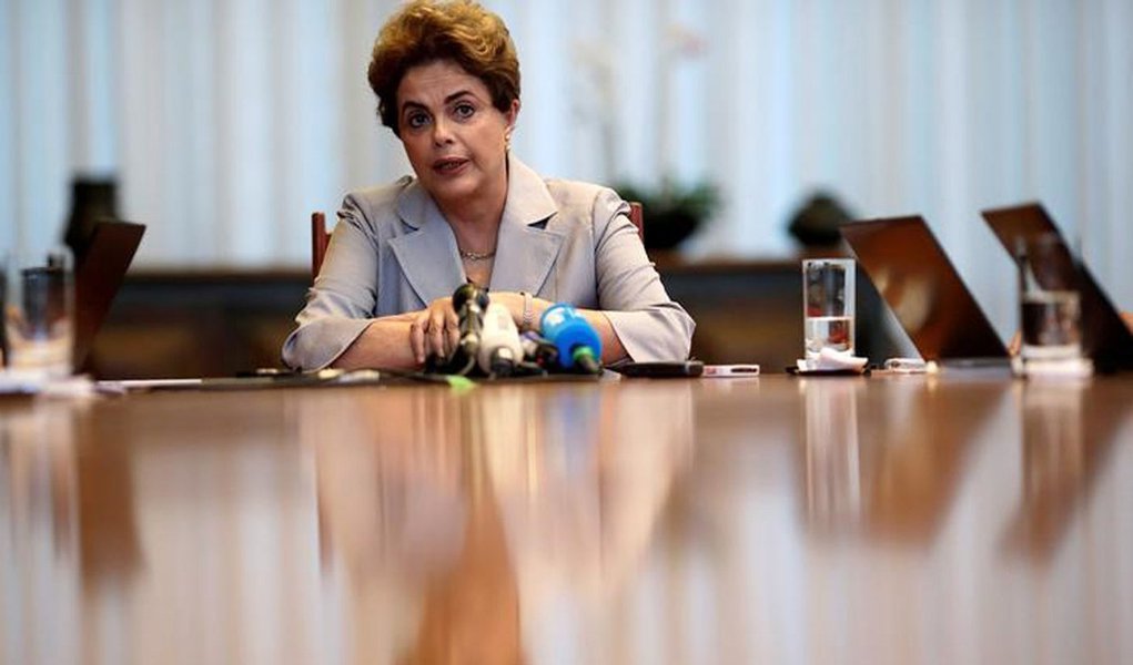 Dilma Rousseff concede entrevista à mídia estrangeira em Brasília. 14/6/2016. REUTERS/Ueslei Marcelino