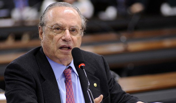 Plen�rio 1 Comiss�o de Constitui��o e Justi�a Reuni�o Ordin�ria Dep. Paulo Maluf Foto: Janine Moraes 08.06.2010