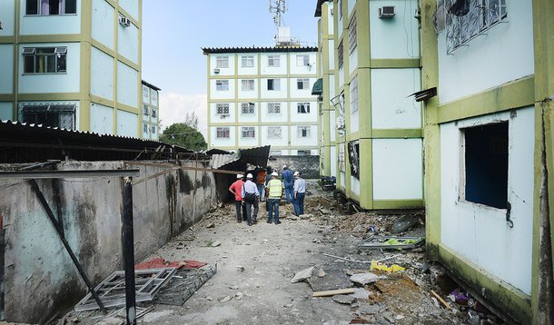 Rio de Janeirio - Conjunto habitacional Fazenda Botafogo, em Coelho Neto, zona norte da cidade, onde ocorreu uma explosão na tubulação de gás nesta madrugada (Tânia Rêgo/Agência Brasil)