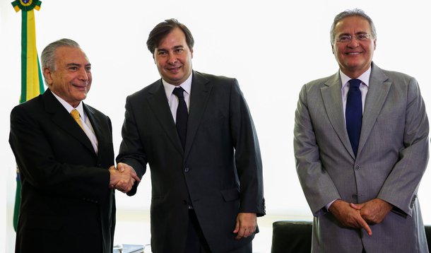 Brasília, DF, Brasil: O Presidente interino, Michel Temer, recebe, em seu gabinete, os presidentes do Senado, Renan Calheiros, o presidente da Câmara, Rodrigo Maia, e o líder do governo na Câmara, André Moura. (Foto: Marcelo Camargo/Agência Brasil)