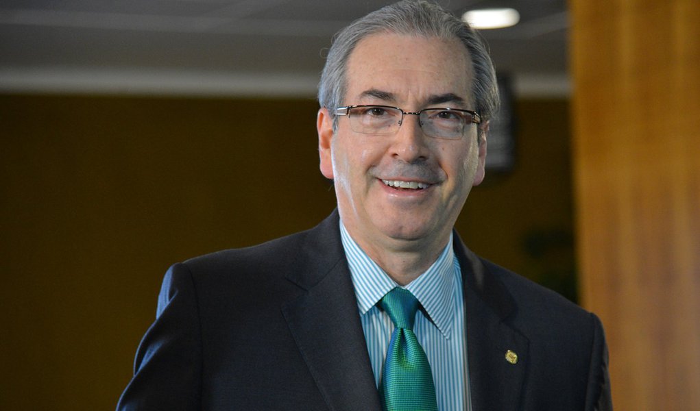 O presidente da Câmara do Deputados, Eduardo Cunha, toma café da manhã com jornalistas e fala sobre a conjuntura política atual (José Cruz/Agência Brasil)