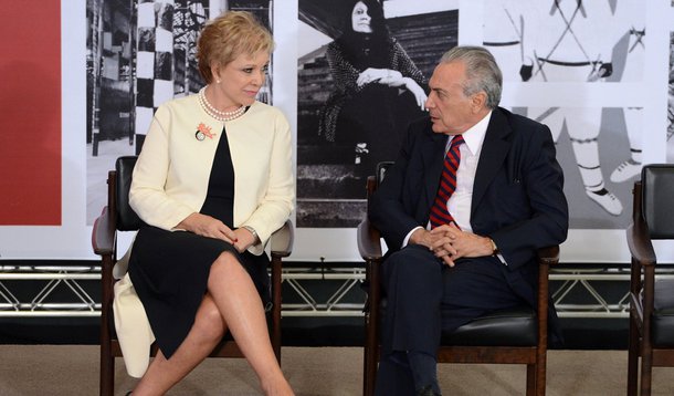 A ministra da Cultura, Marta Suplicy, e o vice-presidente Michel Temer participam da cerim�nia de entrega da Ordem do M�rito Cultural 2014, no Pal�cio do Planalto (Valter Campanato/Ag�ncia Brasil)