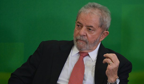 Brasília - O novo ministro da Casa Civil, Luiz Inácio Lula da Silva, durante cerimônia de posse (José Cruz/Agência Brasil)