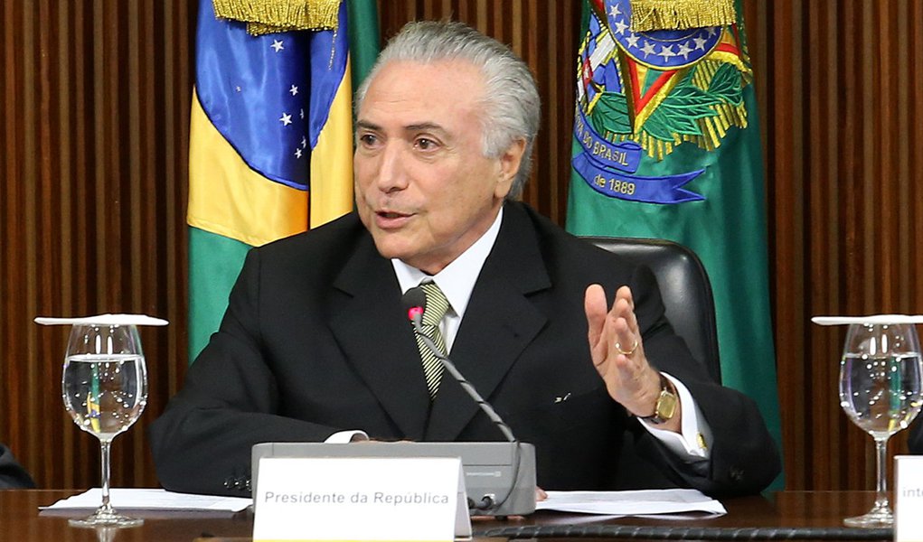 Brasília- DF 24-05-2016 Presidente golpista, Michel Temer durante reunião com Parlamentares e ministros golpistas para apresentar medidas econômicas. Foto Lula Marques/Agência PT