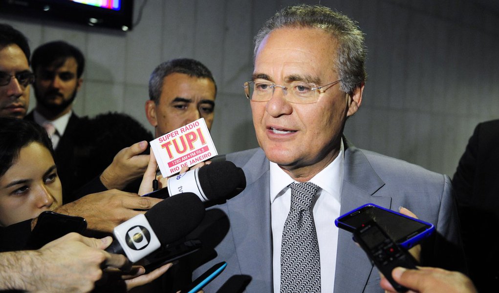 Presidente do Senado, senador Renan Calheiros (PMDB-AL), concede entrevista. Foto:Jonas Pereira/Ag�ncia Senado