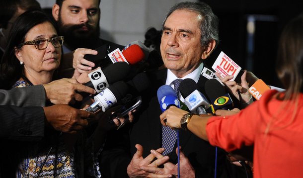 Senador Raimundo Lira (PMDB-PB) concede entrevista. Foto: Moreira Mariz/Agência Senado