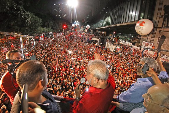 18/03/2016- São Paulo- SP, Brasil- Ex-presidente Lula, durante ato em defesa da democracia, na avenida Paulista. Foto: Ricardo Stuckert/ Instituto Lula