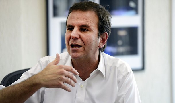 Rio de Janeiro - Coletiva de imprensa com o prefeito Eduardo Paes, para falar sobre o vazamento da conversa entre ele e o ex-presidente Lula (Tânia Rêgo/Agência Brasil)
