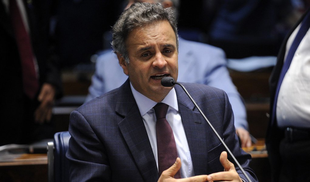 Plenário do Senado durante sessão deliberativa ordinária. Em pronunciameto, senador Aécio Neves (PSDB-MG). Foto: Jefferson Rudy/Agência Senado