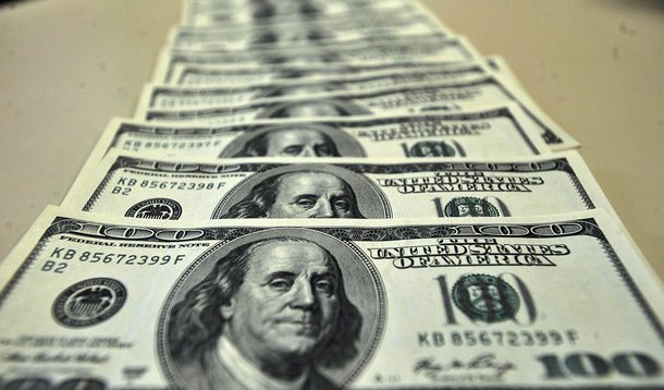 Dolar-Moeda estrangeira