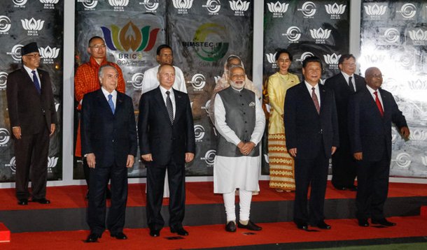Goa - Índia, 16/10/2016. Presidente Michel Temer, posa para foto oficial com os Chefes de Estado e de Governo do BRICS e do BIMSTEC. Foto: Isac Nóbrega/PR