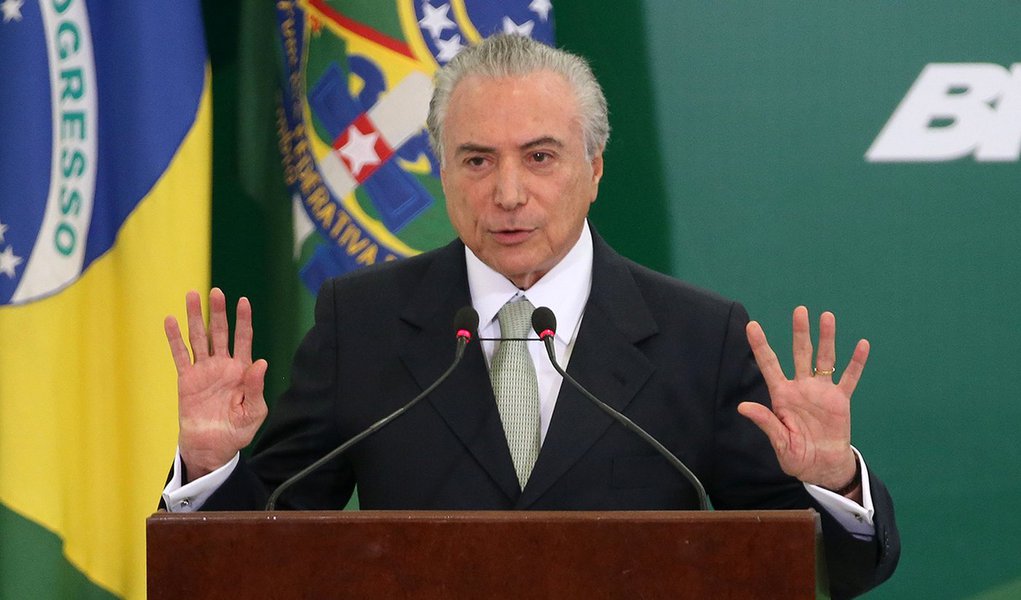 Brasília - Presidente Michel Temer durante anúncio do calendário de saque das contas inativas do Fundo de Garantia do Tempo de Serviço (FGTS), em cerimônia no Palácio do Planalto (Antonio Cruz/Agência Brasil)