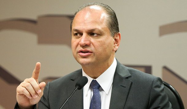 Brasília - O ministro da Saúde, Ricardo Barros, participa de audiência pública na Comissão de Assuntos Sociais do Senado. (Marcelo Camargo/Agência Brasil)