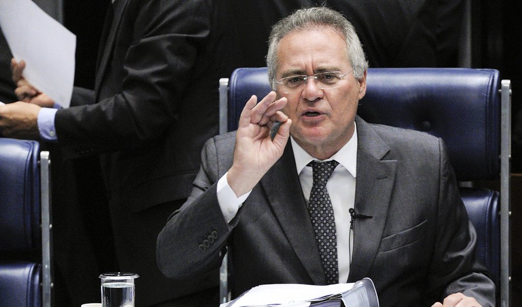 Plenário do Senado Federal durante sessão deliberativa extraordinária. À mesa, em pronunciamento, presidente do Senado Federal, senador Renan Calheiros (PMDB-AL). Foto: Edilson Rodrigues/Agência Senado