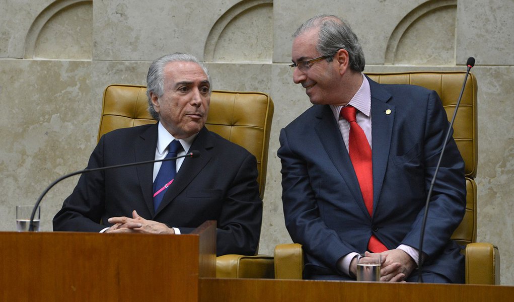 O vice-presidente Michel Temer e o presidente da Câmara, Eduardo Cunha, na solenidade de posse do novo ministro do Supremo Tribunal Federal (STF), Luiz Edson Fachin (Valter Campanato/Agência Brasil)