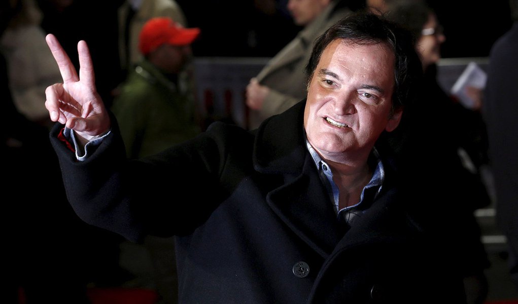 Diretor Quentin Tarantino chega Ã  prÃ©-estreia europeia de "Os Oito Odiados", na Leicester Square, em Londres, na quinta-feira. 10/12/2015 REUTERS/Luke MacGregor