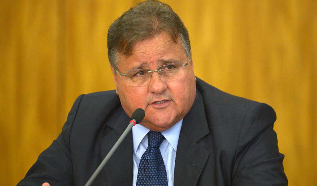 Brasília - O ministro da Secretaria de Governo, Geddel Vieira Lima, anuncia medidas para reduzir os gastos públicos (José Cruz/Agência Brasil)