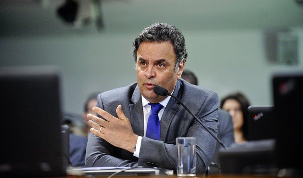 Comissão de Constituição, Justiça e Cidadania (CCJ) realiza sabatina interativa de indicados para o Conselho Nacional de Justiça (CNJ). À bancada, senador Aécio Neves (PSDB-MG). Foto: Edilson Rodrigues/Agência Senado