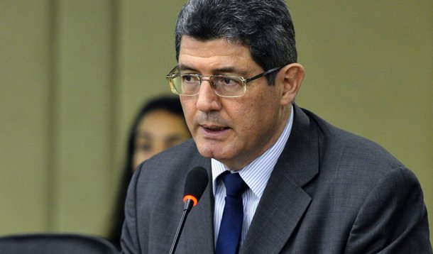 O ministro da Fazenda, Joaquim Levy, participa do Semin�rio OCDE, Organiza��o para a Coopera��o e Desenvolvimento Econ�mico (Antonio Cruz/Ag�ncia Brasil)