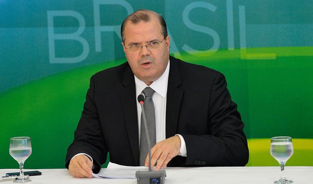 Apresentação da nova equipe econômica. Na Foto: o presidente do Banco Central, Alexandre Tombini (Wilson Dias/Agência Brasil)